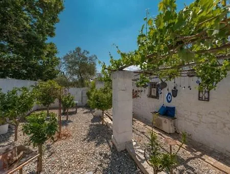 Puntebianche Resort 3*