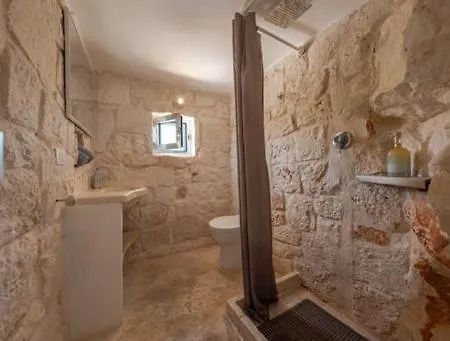 Puntebianche Bed & Breakfast *